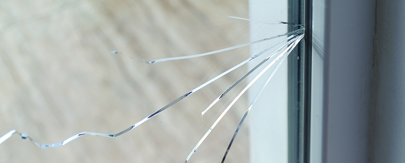 What is the cause of a thermal breakage?
